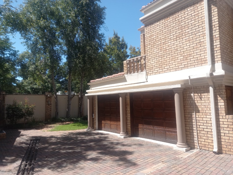 4 Bedroom Property for Sale in Dan Pienaar Free State